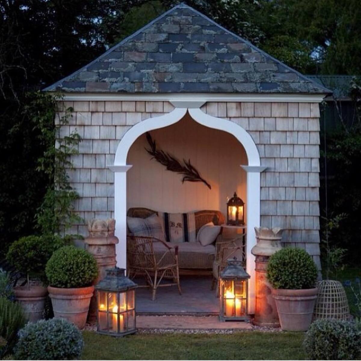 charming garden nook ideas for a cozy retreat 12