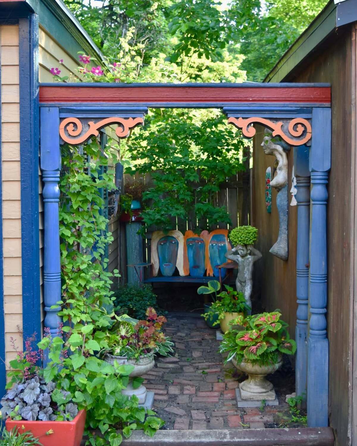 charming garden nook ideas for a cozy retreat 4